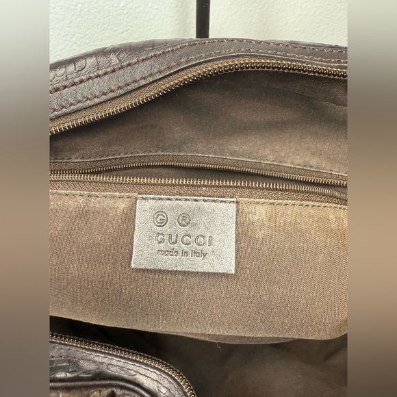 GUCCI Calfskin Horsebit Embossed Princy
Boston Brown Vintage Gucci GUC - Picture 10 of 11